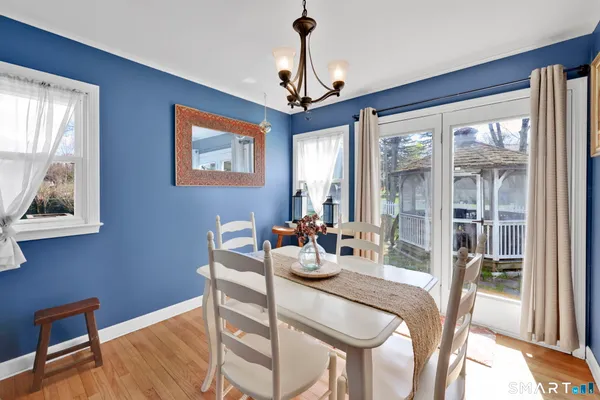 $579,900 | 1732 Main Street, Glastonbury, CT 06033