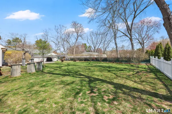 $579,900 | 1732 Main Street, Glastonbury, CT 06033