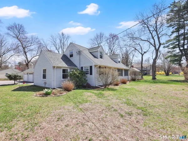 $579,900 | 1732 Main Street, Glastonbury, CT 06033