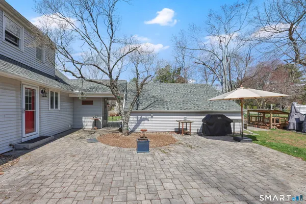 $579,900 | 1732 Main Street, Glastonbury, CT 06033