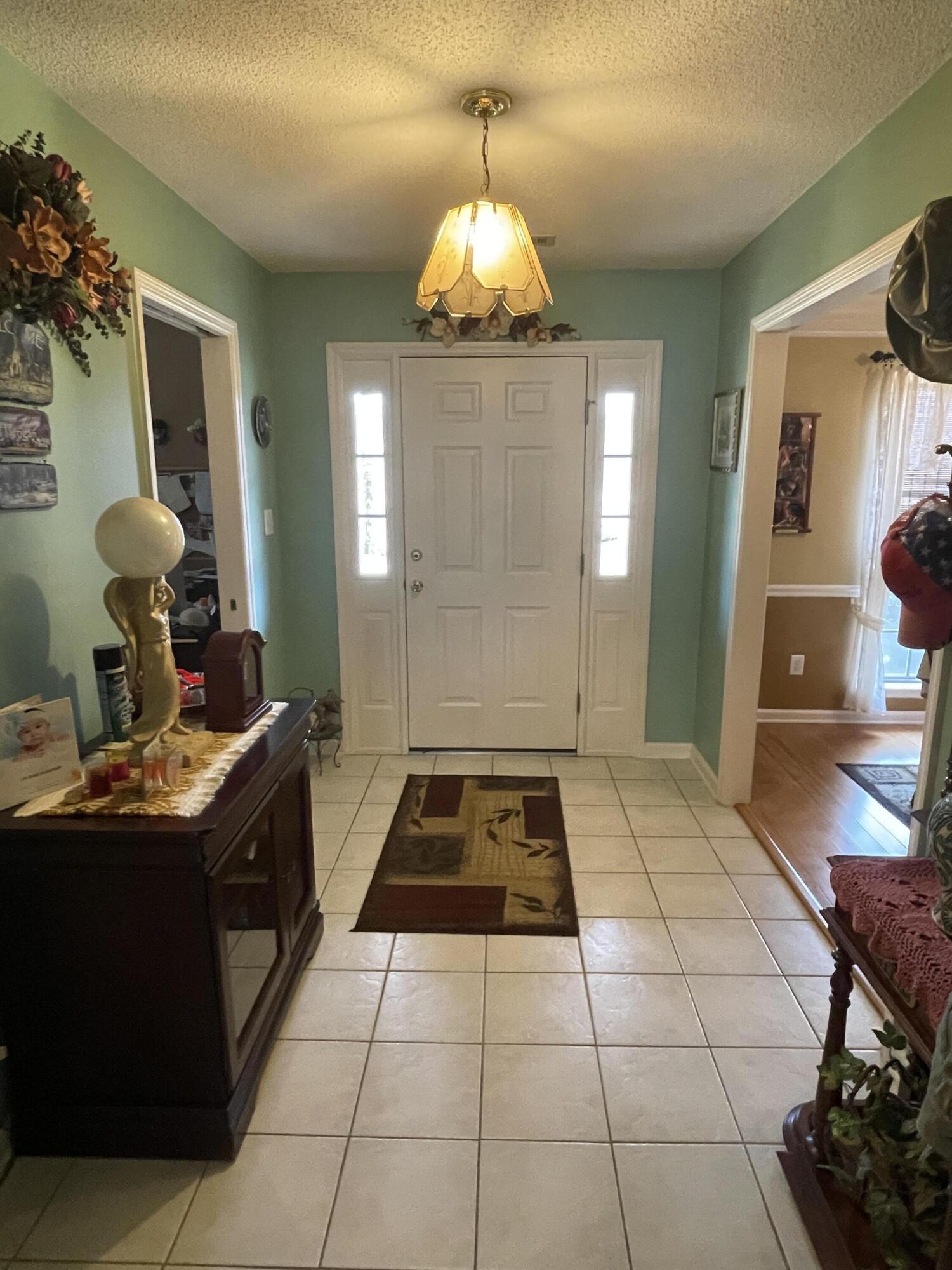 613 Davis Powell Road Grovetown, GA 30813 - Photo 2 of 35 Foyer