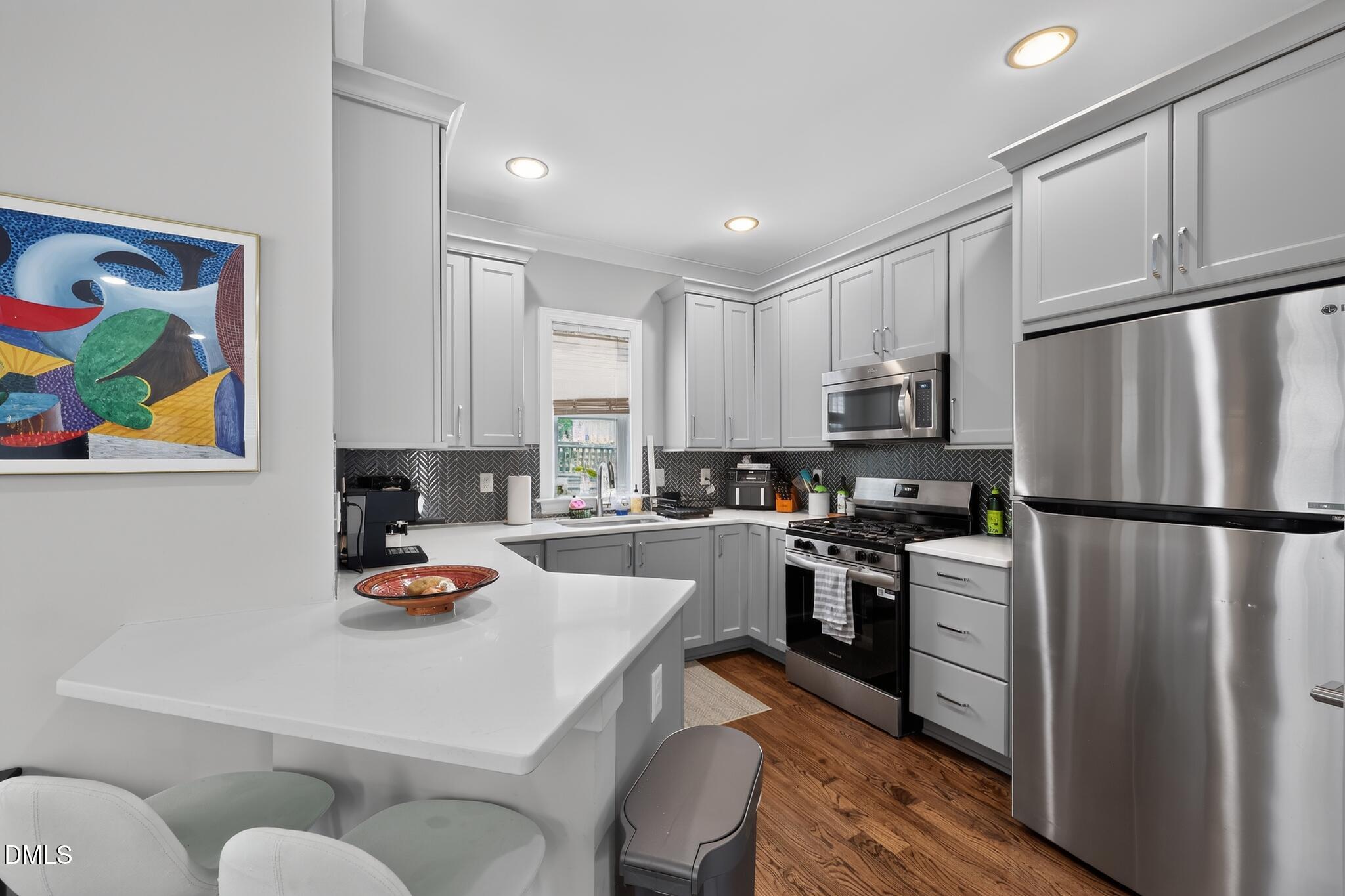 207 Camden Street Raleigh, NC 27601 - Photo 8 of 28 8) 73919-6a4e978b1f0a3