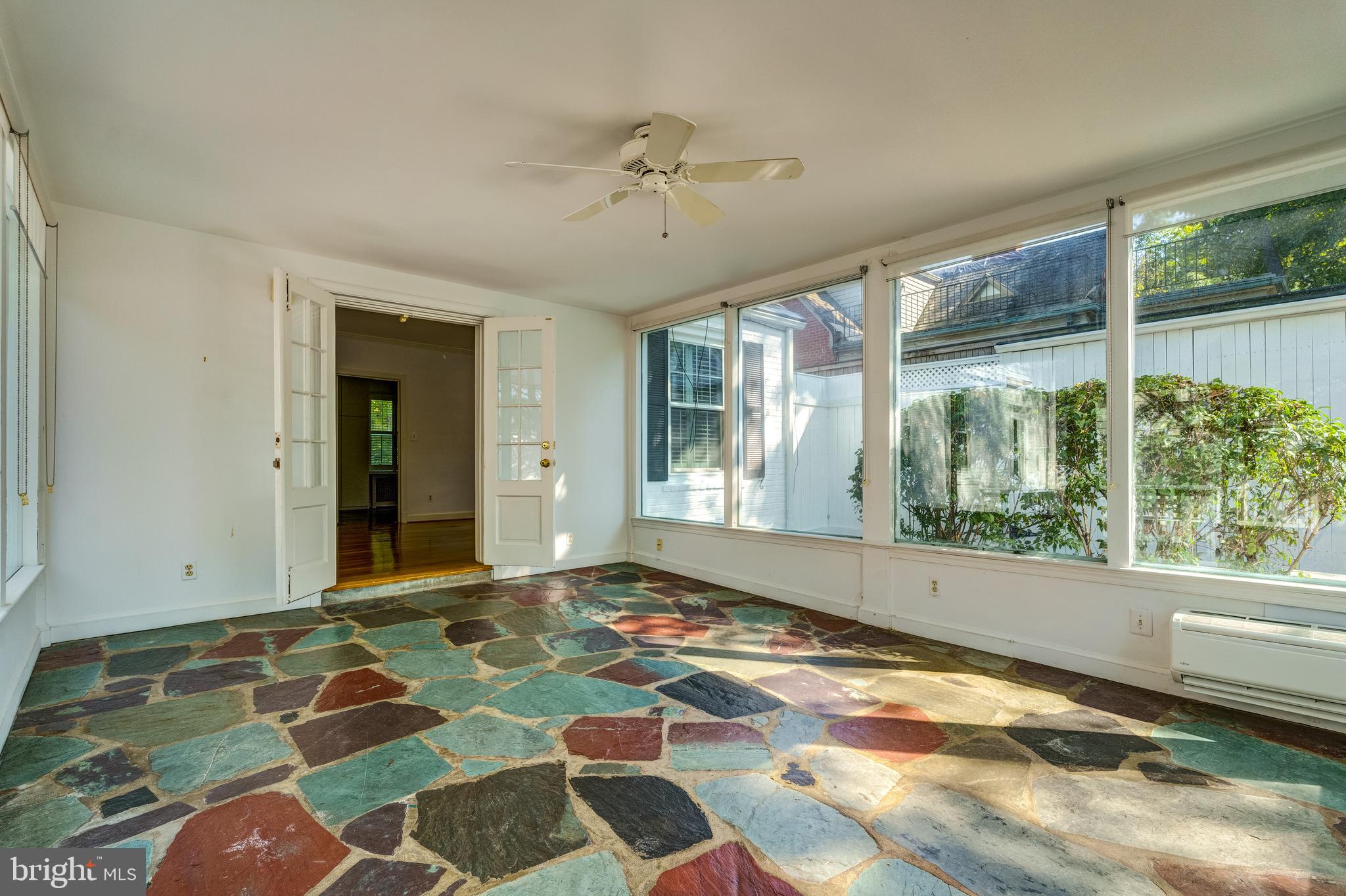 4708 Reservoir Road Northwest Washington, DC 20007 - Photo 14 of 88 Sunroom