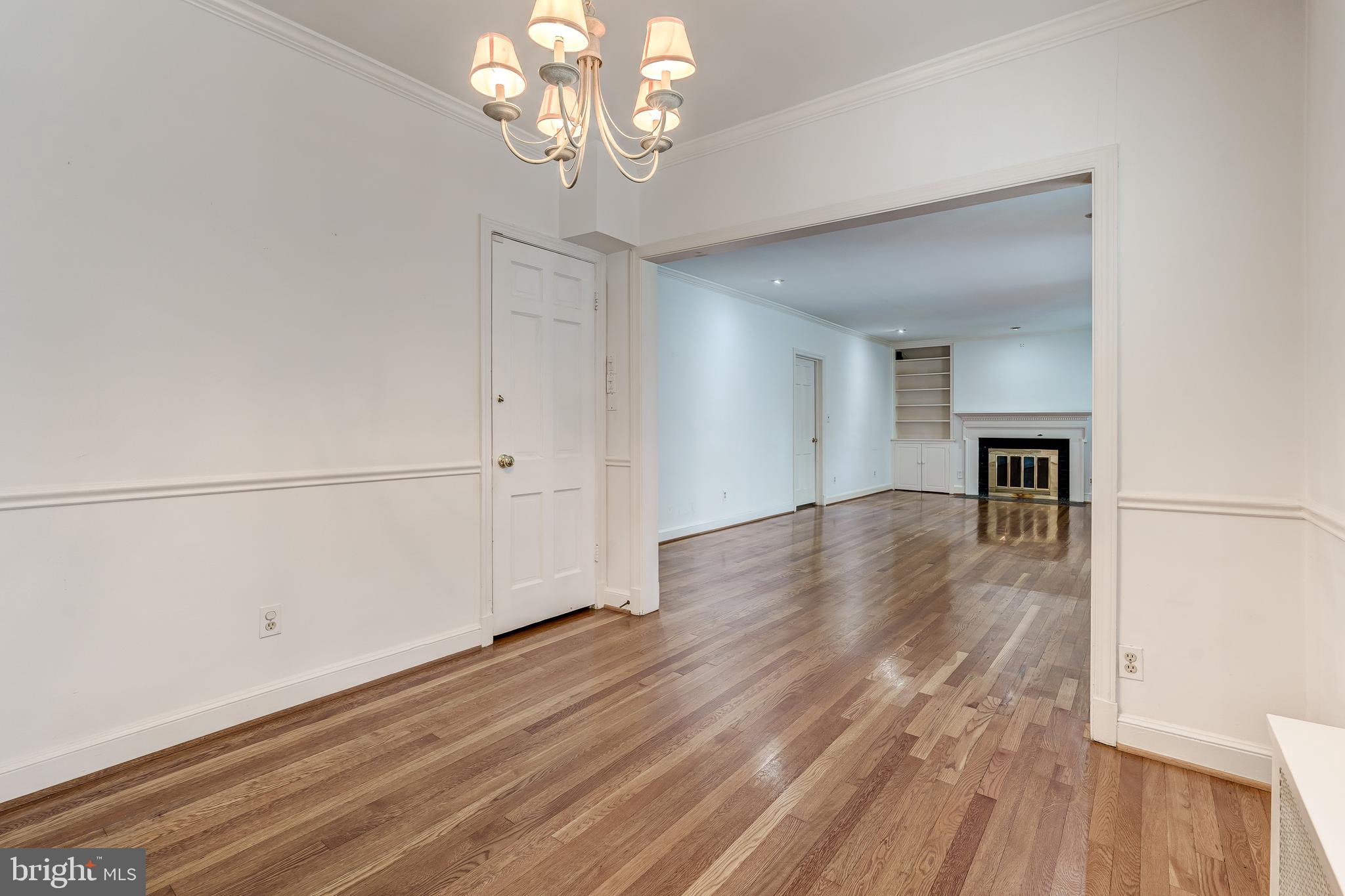 4708 Reservoir Road Northwest Washington, DC 20007 - Photo 52 of 88 Livingroom / Diningroom