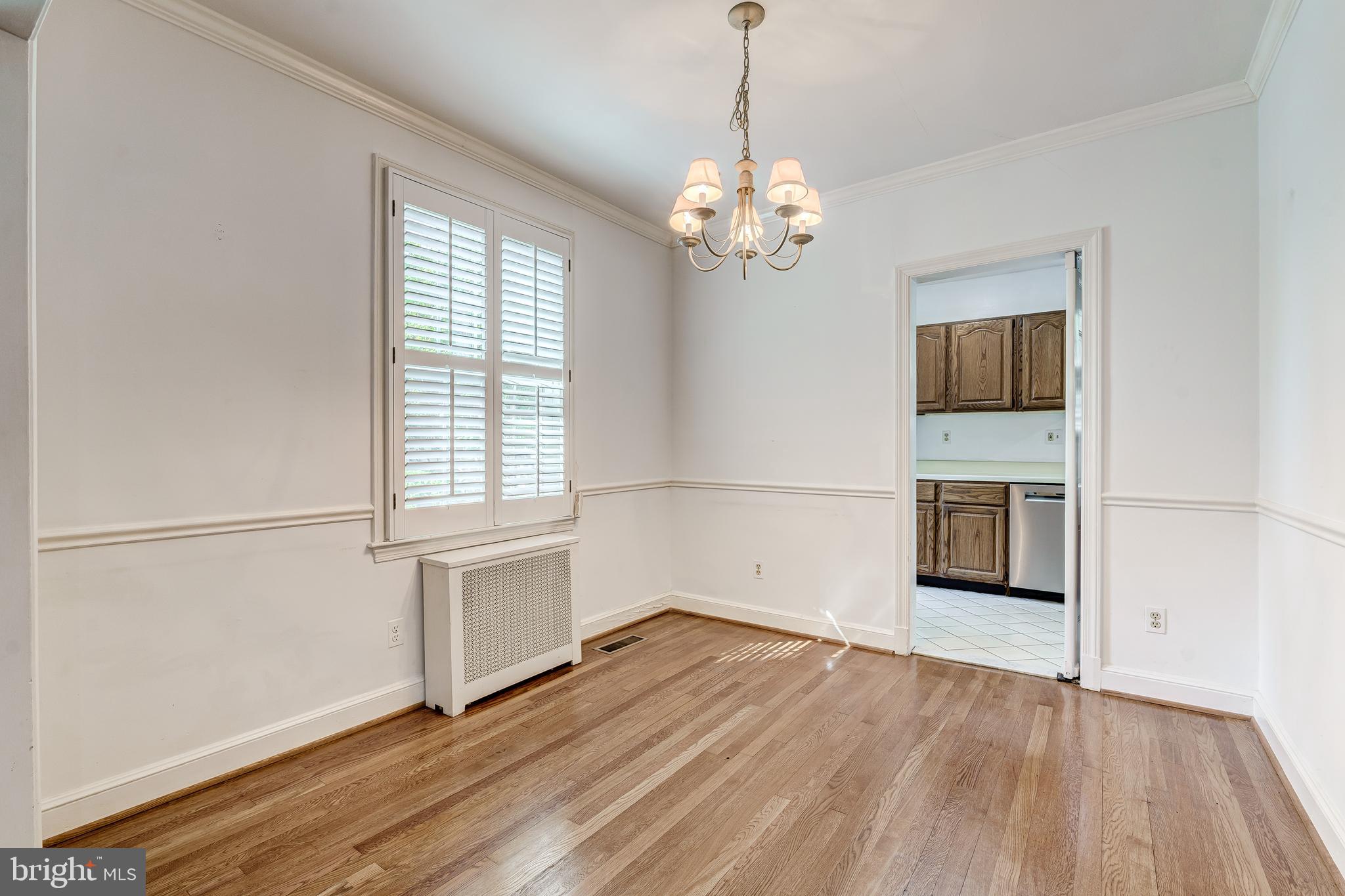 4708 Reservoir Road Northwest Washington, DC 20007 - Photo 56 of 88 Dining room