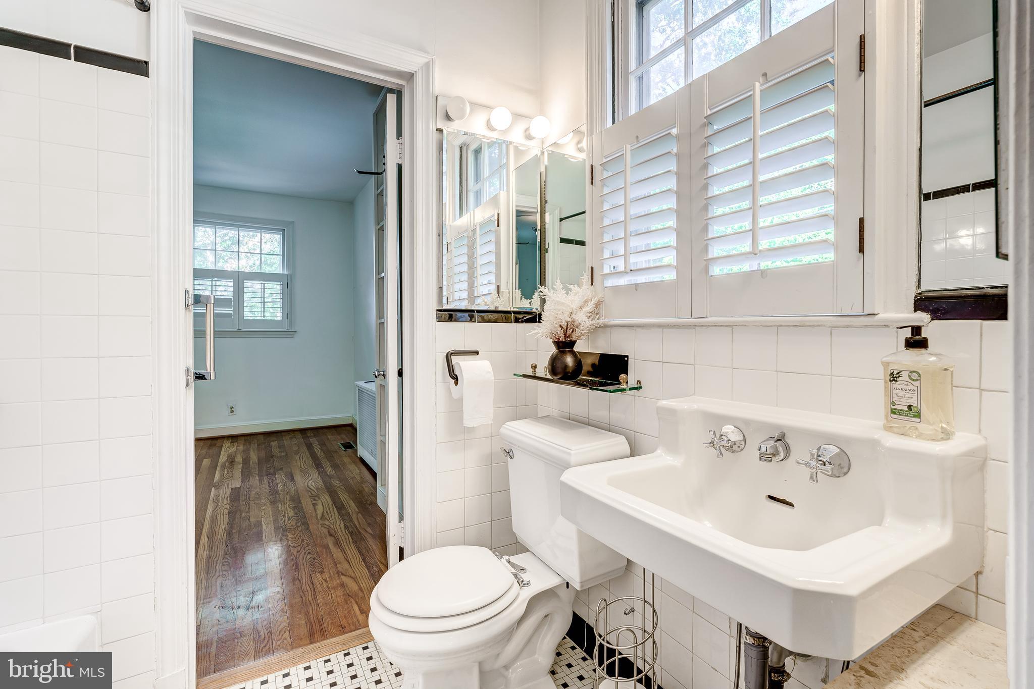 4708 Reservoir Road Northwest Washington, DC 20007 - Photo 72 of 88 Gallery Image 72