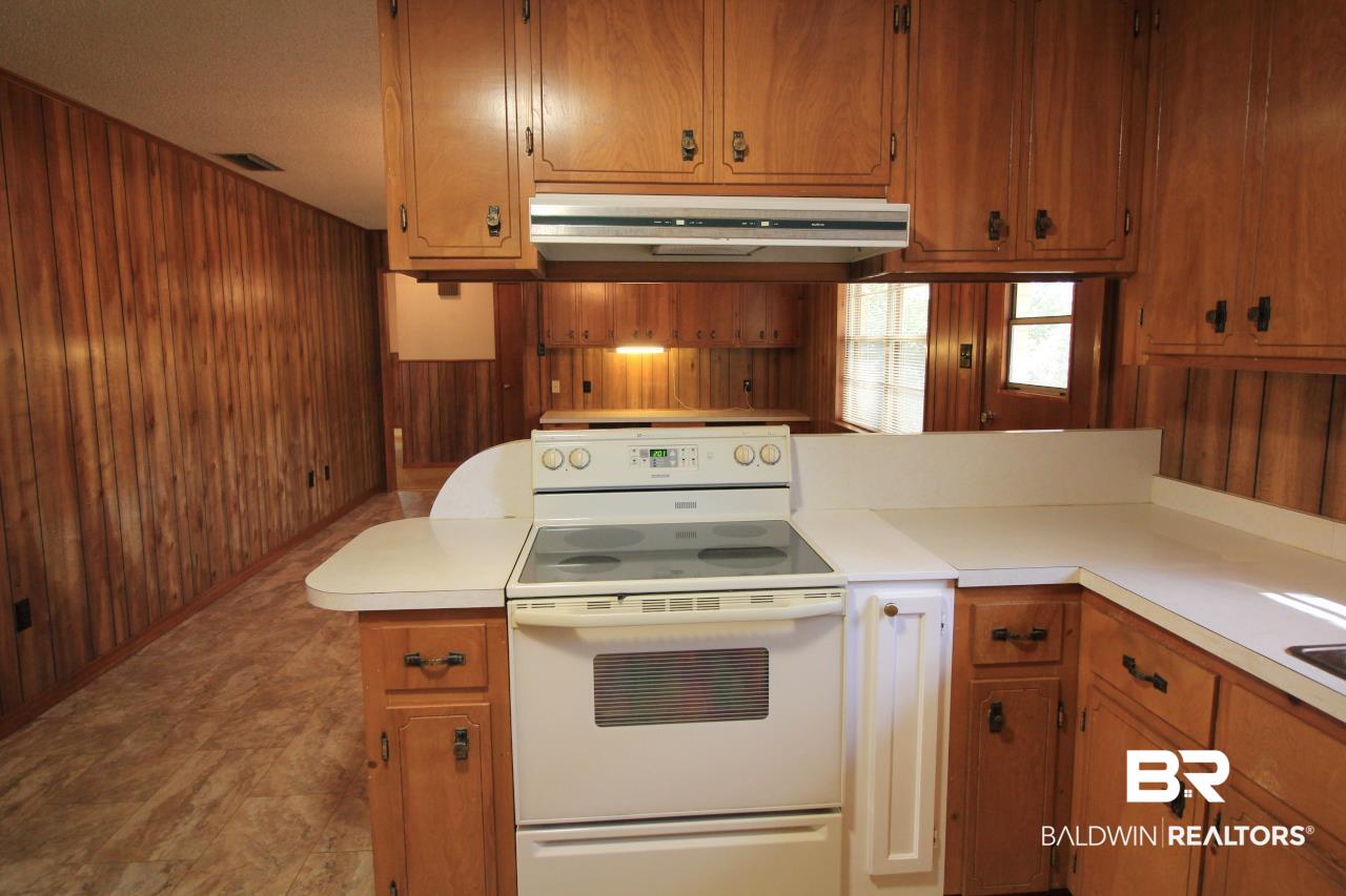 401 West Berry Avenue Foley, AL 36535 - Photo 20 of 29