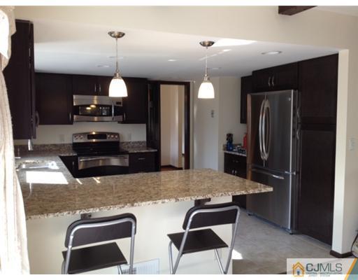 1250 Aaron Road North Brunswick, NJ 08902 - Photo 8 of 15 Gallery Image 8