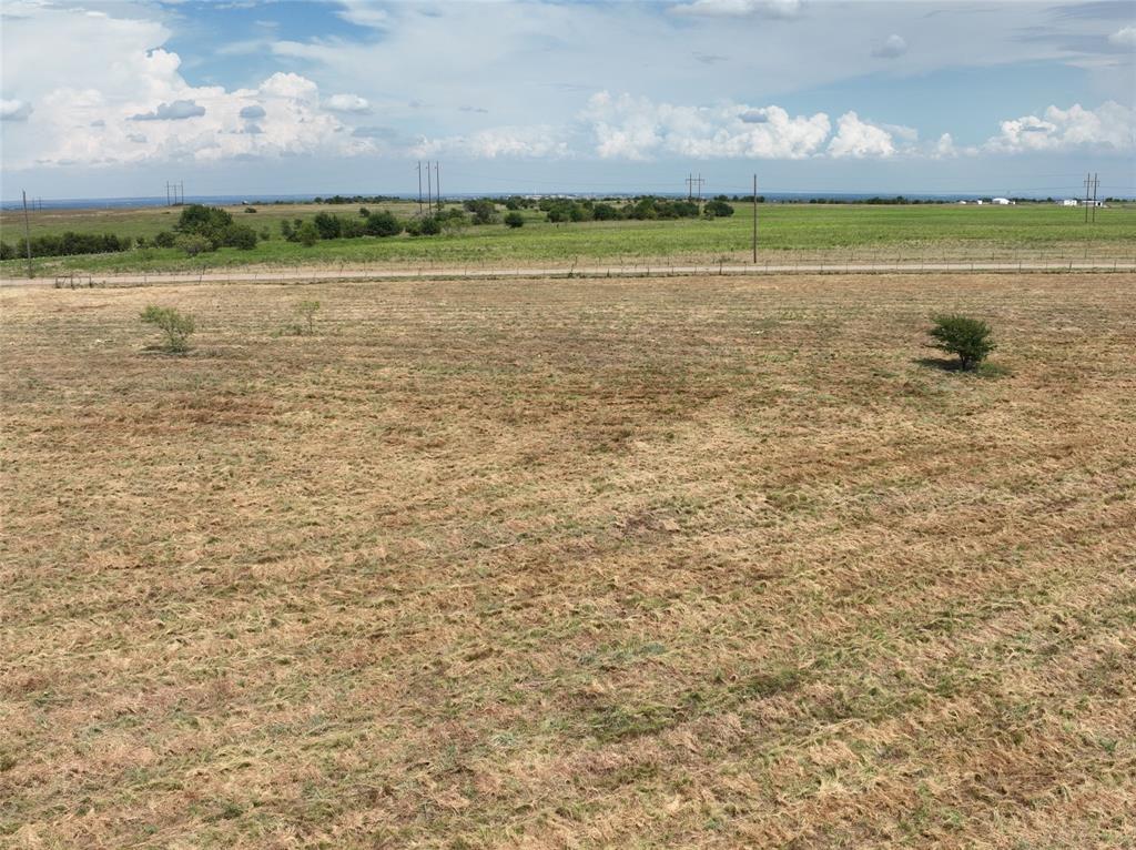 5885 F Upper Denton Road Weatherford, TX 76085 - Photo 8 of 10 a view of an ocean