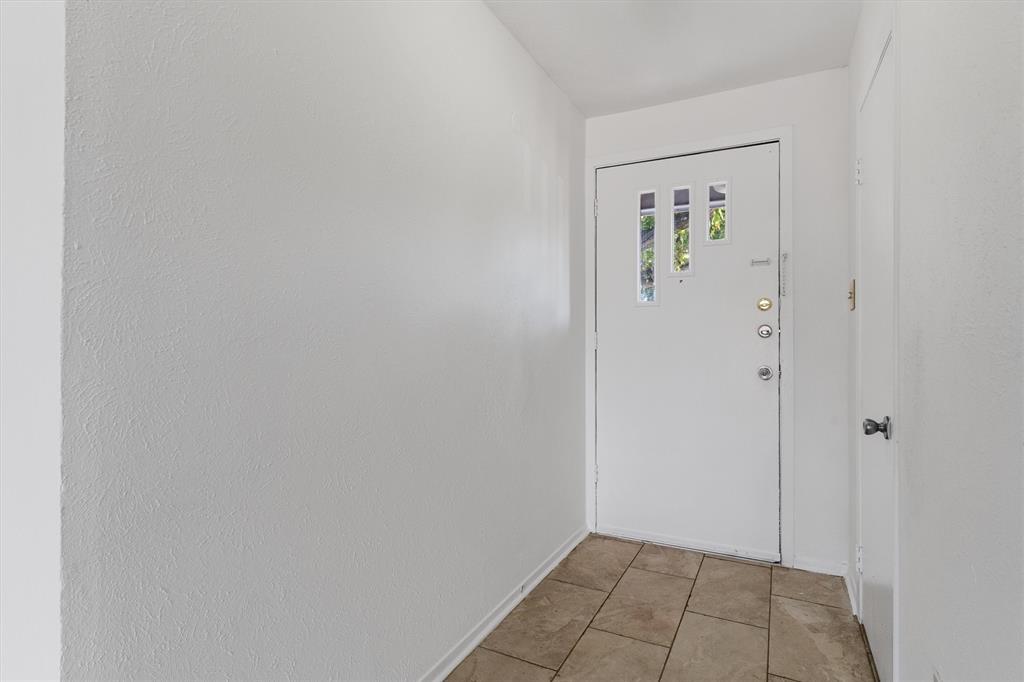 8528 Santa Rosa Drive Frisco, TX 75033 - Photo 2 of 36