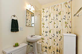 534 Sheridan Road, Unit 3A Evanston, IL 60202 - Photo 10 of 10 a bathroom with a sink and a mirror