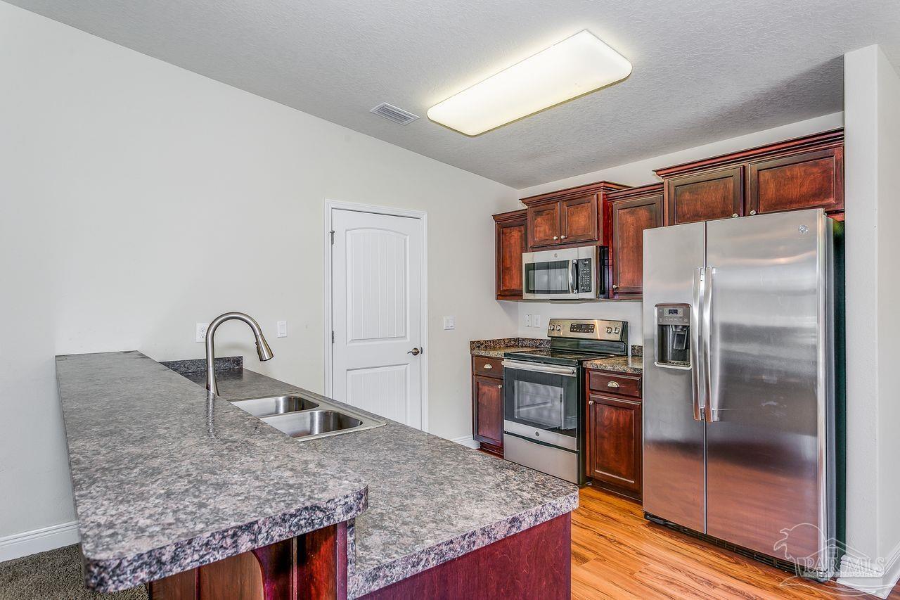 5143 Carmell Ridge Circle Milton, FL 32570 - Photo 12 of 28