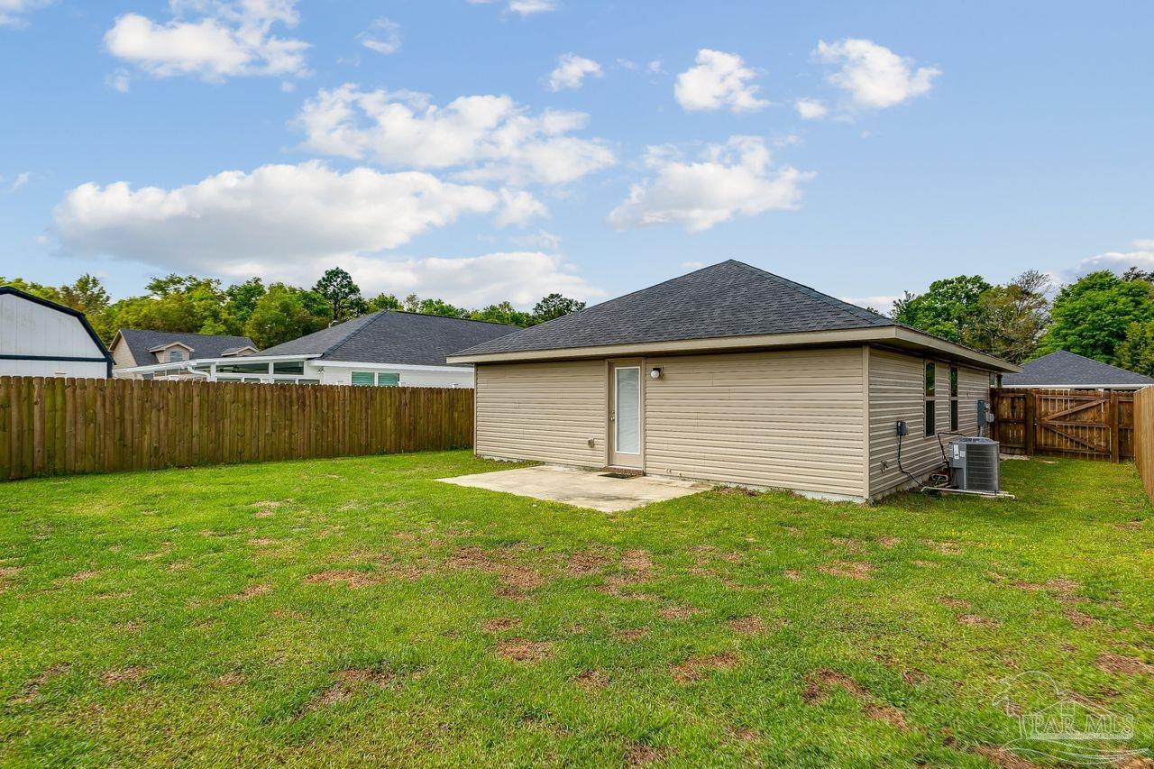 5143 Carmell Ridge Circle Milton, FL 32570 - Photo 27 of 28