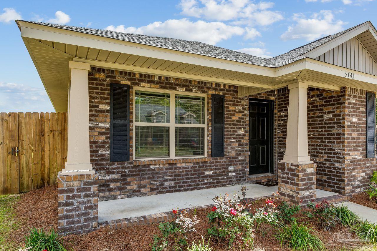 5143 Carmell Ridge Circle Milton, FL 32570 - Photo 3 of 28