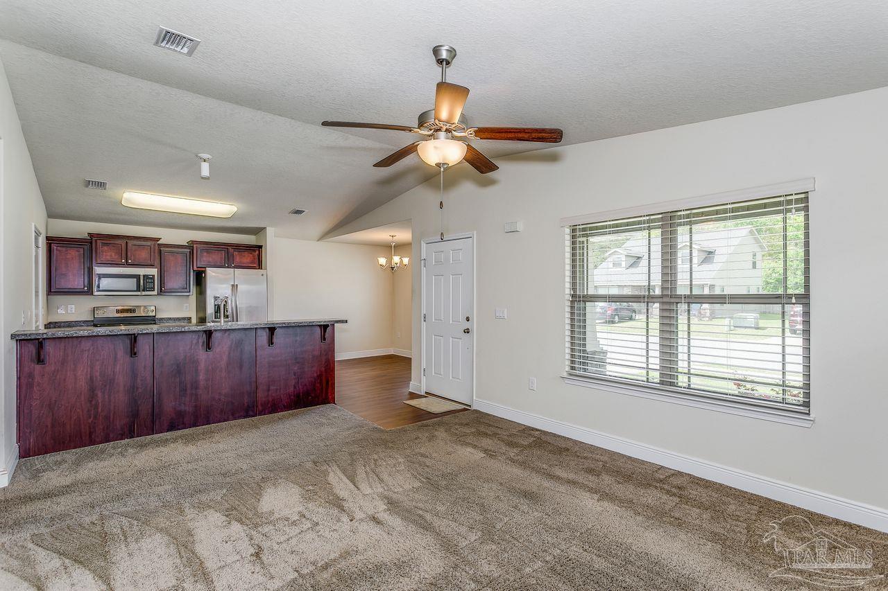 5143 Carmell Ridge Circle Milton, FL 32570 - Photo 5 of 28