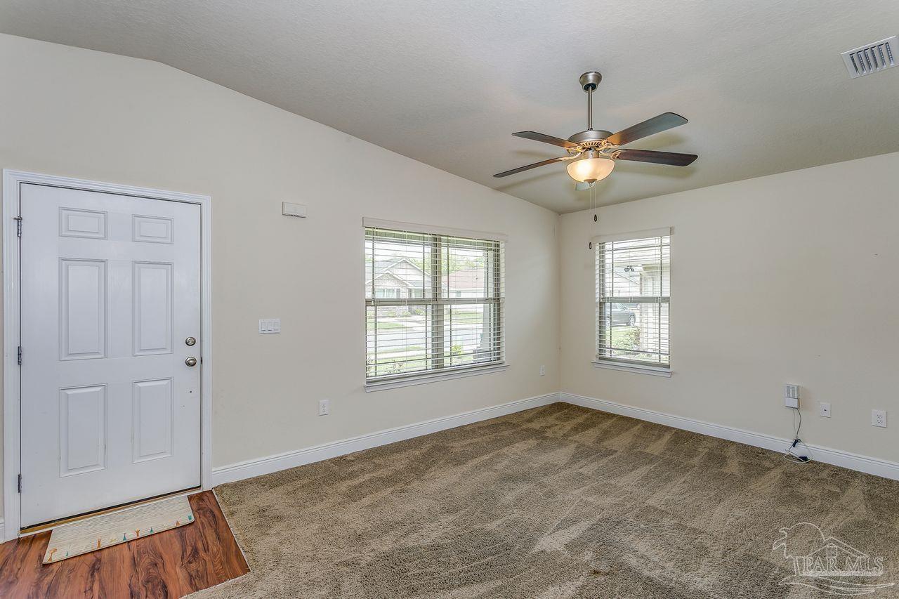 5143 Carmell Ridge Circle Milton, FL 32570 - Photo 7 of 28