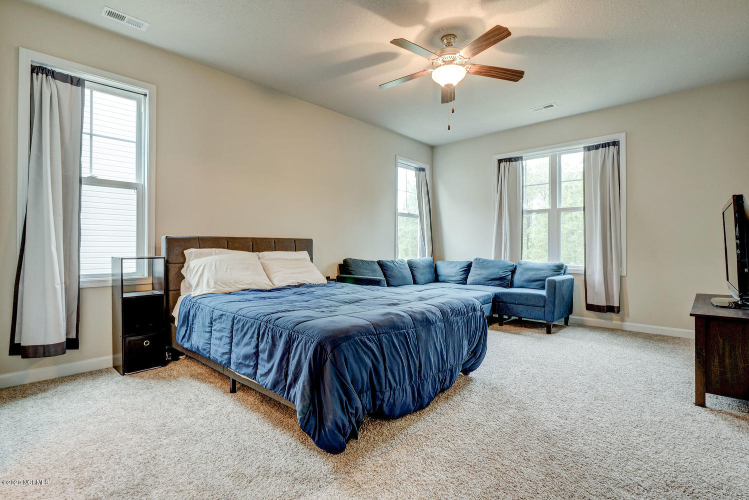 389 Frisco Way Holly Ridge, NC 28445 - Photo 12 of 26 389 Frisco Way Holly Ridge NC-large-012-