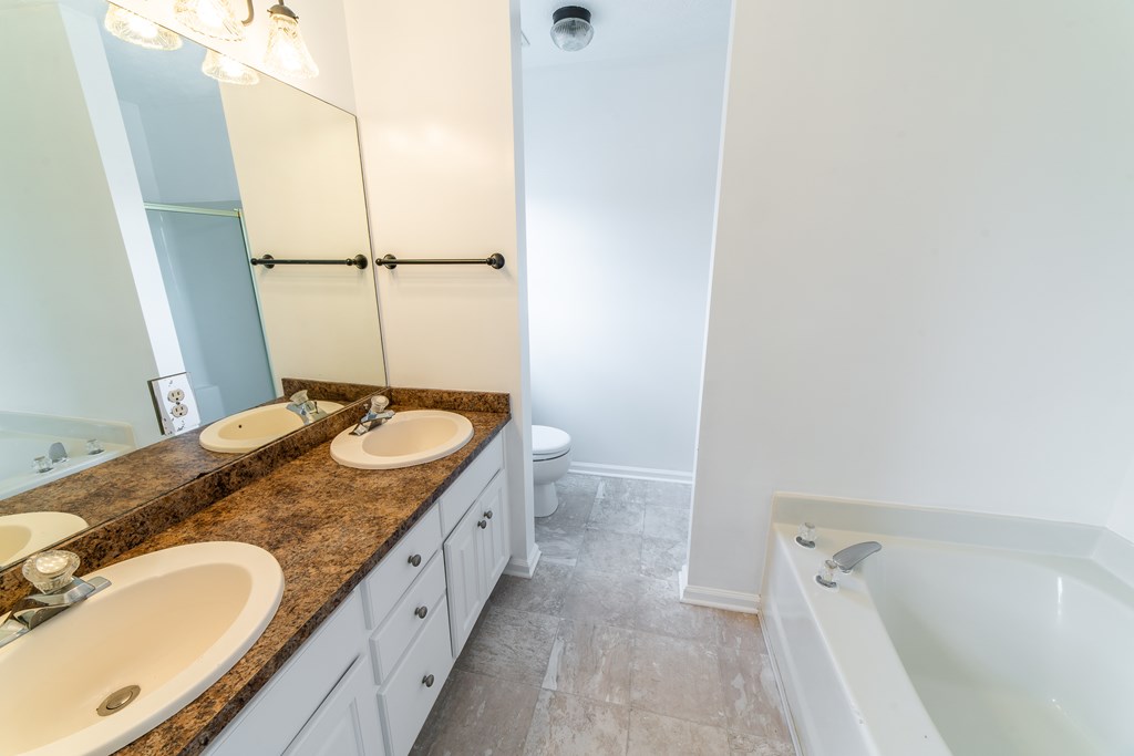 1483 Bunker Hill Road Columbus, GA 31907 - Photo 21 of 38 Master Bathroom