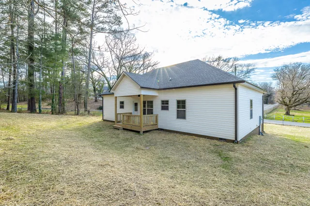 $299,900 | 206 Wheeler Avenue, Chickamauga, GA 30707