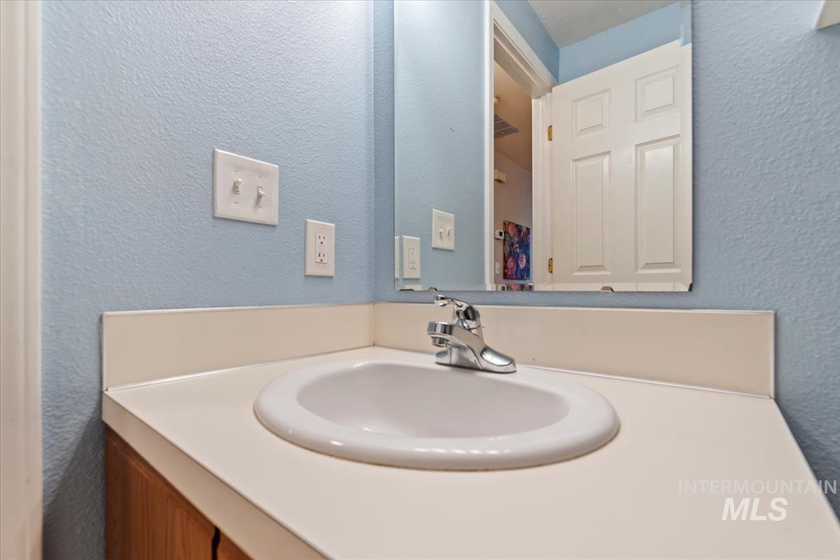 488 North Chambers Place Boise, ID 83706 - Photo 20 of 36