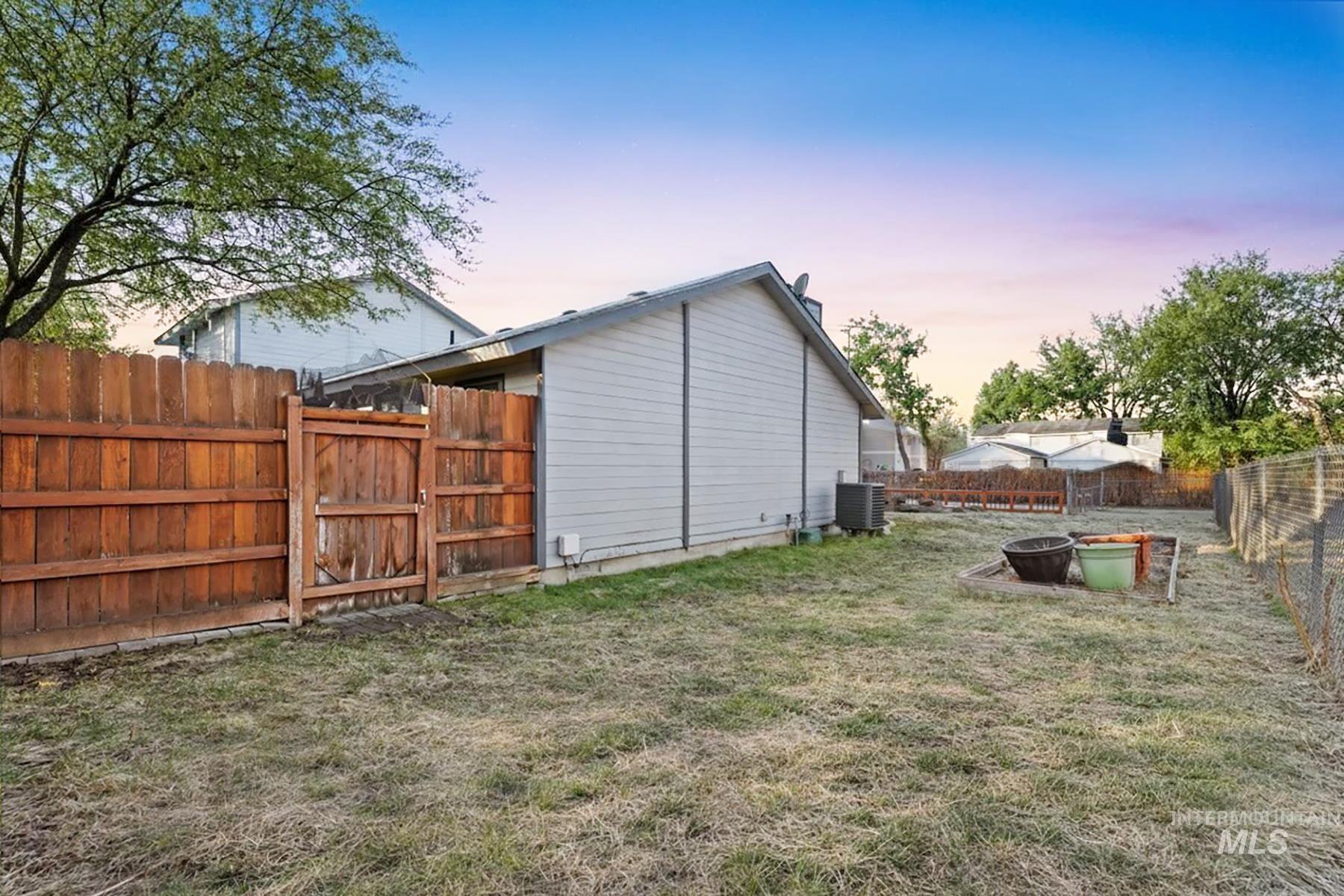 488 North Chambers Place Boise, ID 83706 - Photo 31 of 36