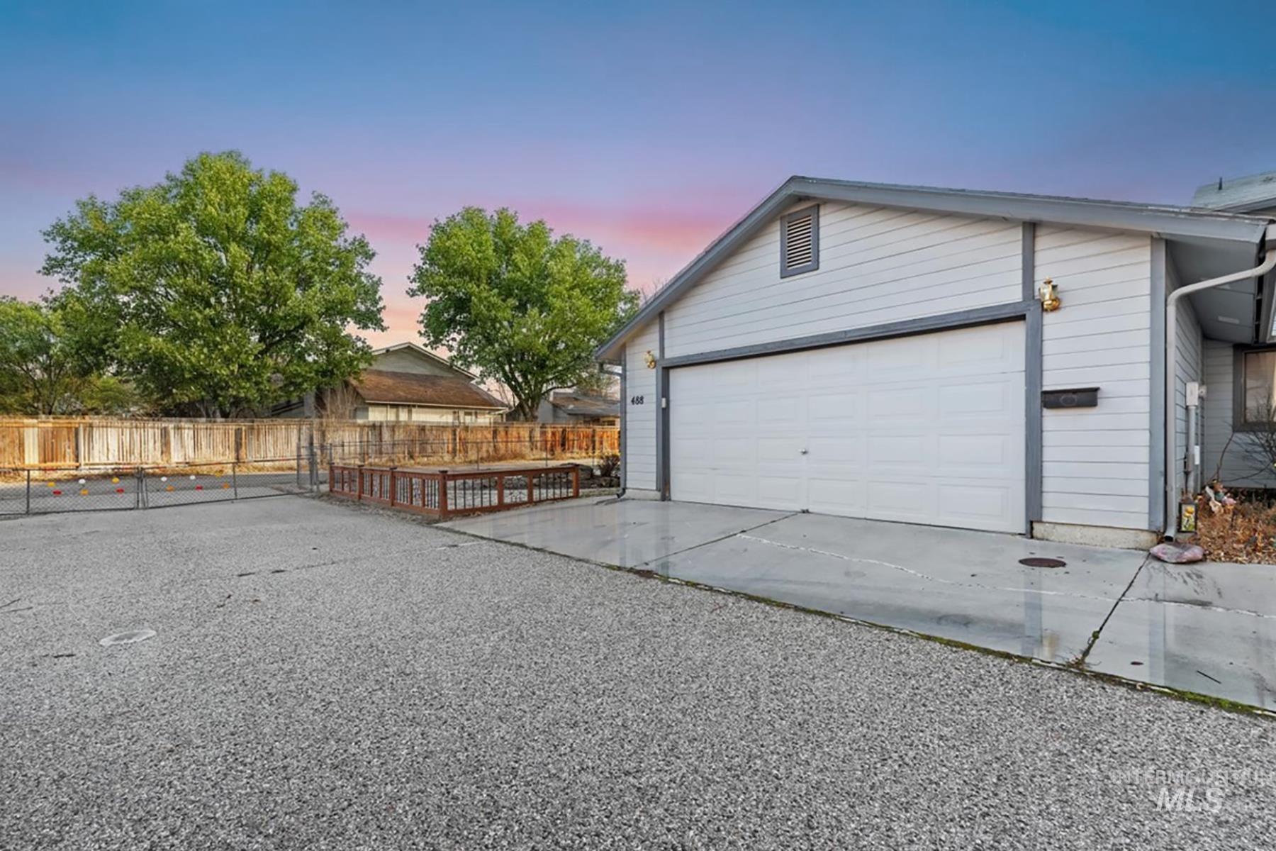 488 North Chambers Place Boise, ID 83706 - Photo 33 of 36