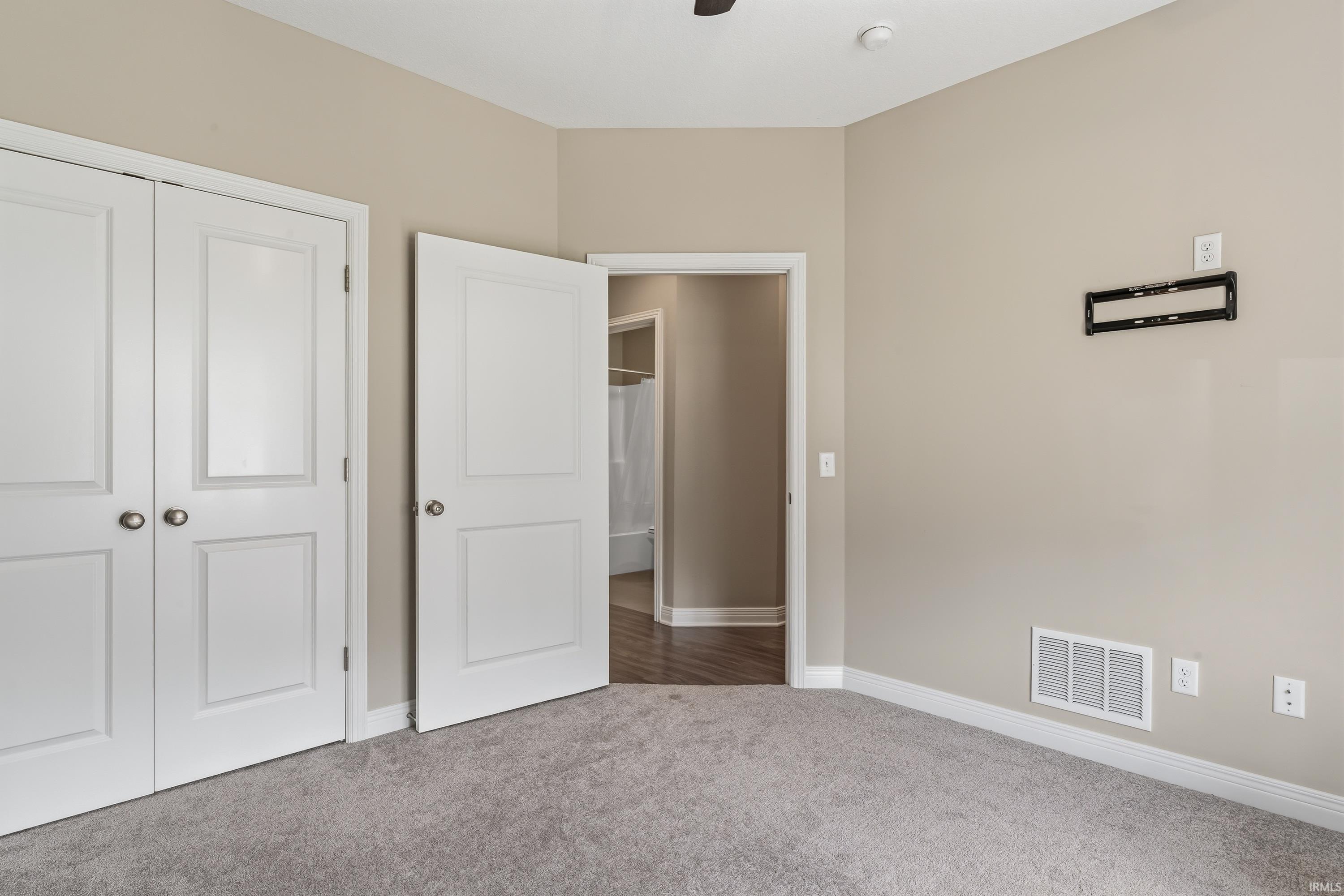 9807 Oak Trail Road Fort Wayne, IN 46825 - Photo 29 of 37