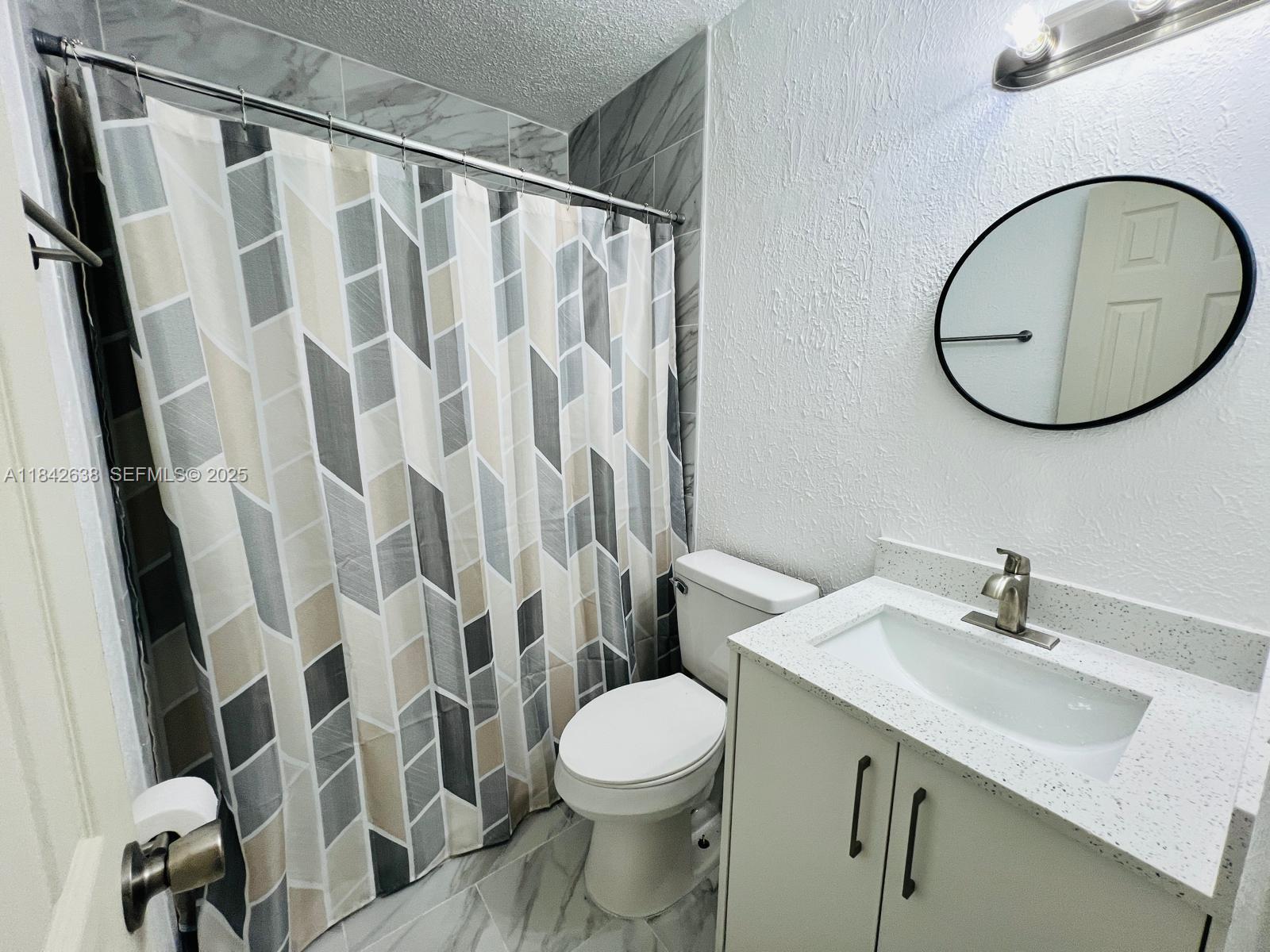 2019 Colmar Avenue Sebring, FL 33870 - Photo 5 of 10 unit 2021