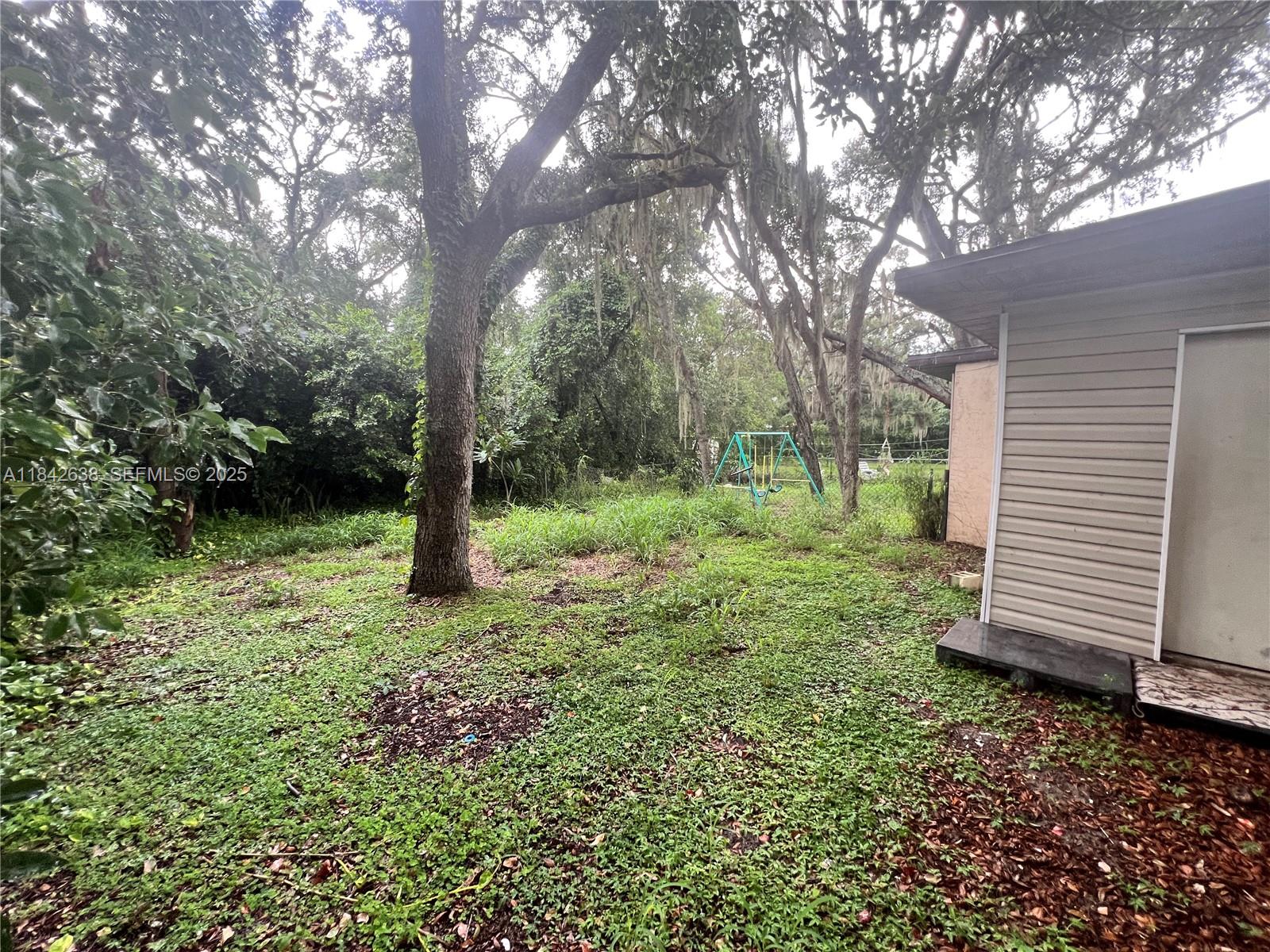 2019 Colmar Avenue Sebring, FL 33870 - Photo 9 of 10 unit 2021