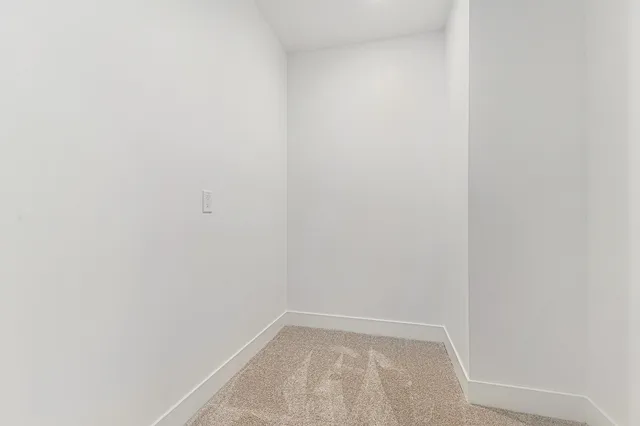 $579,900 | 3995 112th Avenue, Allegan, MI 49010