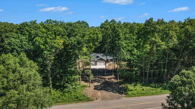 $579,900 | 3995 112th Avenue, Allegan, MI 49010