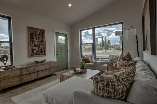 $423,000 | 343 Kinsey Avenue, Kremmling, CO 80459