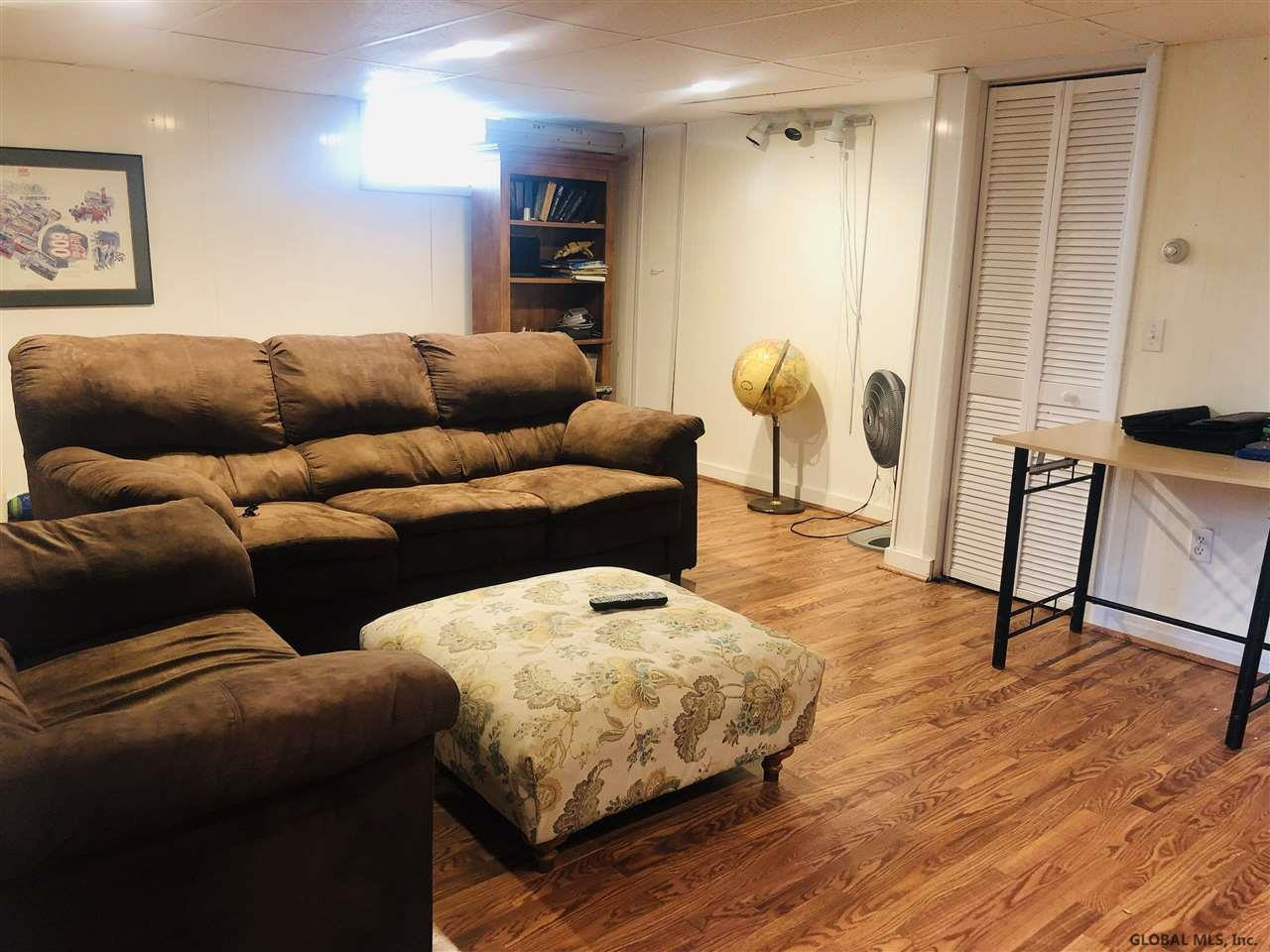 111 Gordon Road Rotterdam, NY 12306 - Photo 13 of 19 Photo 13
