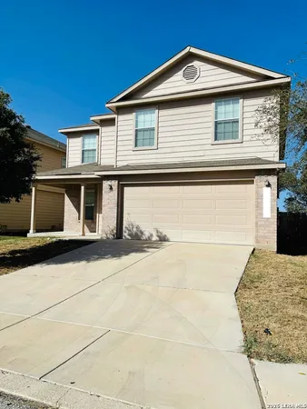 $1,800 | 8635 Silver Willow, San Antonio, TX 78254