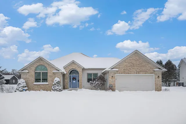 $445,000 | 5428 Antiqua Circle, Kalamazoo, MI 49009