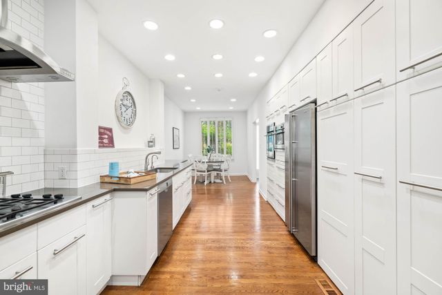 $1,250,000 | 6402 Goldleaf Drive, Bethesda, MD 20817