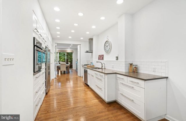 $1,250,000 | 6402 Goldleaf Drive, Bethesda, MD 20817