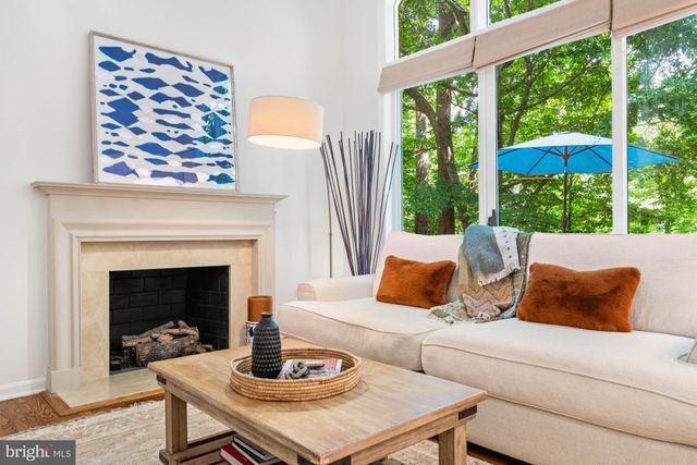 $1,250,000 | 6402 Goldleaf Drive, Bethesda, MD 20817