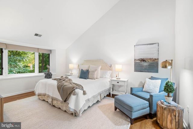 $1,250,000 | 6402 Goldleaf Drive, Bethesda, MD 20817