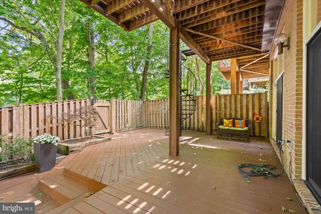 $1,250,000 | 6402 Goldleaf Drive, Bethesda, MD 20817