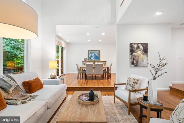 $1,250,000 | 6402 Goldleaf Drive, Bethesda, MD 20817