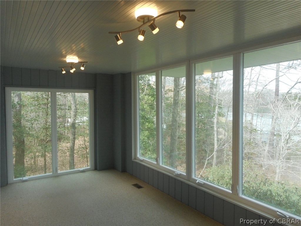 552 Rio Vista, Unit 504 Weems, VA 22576 - Photo 8 of 24