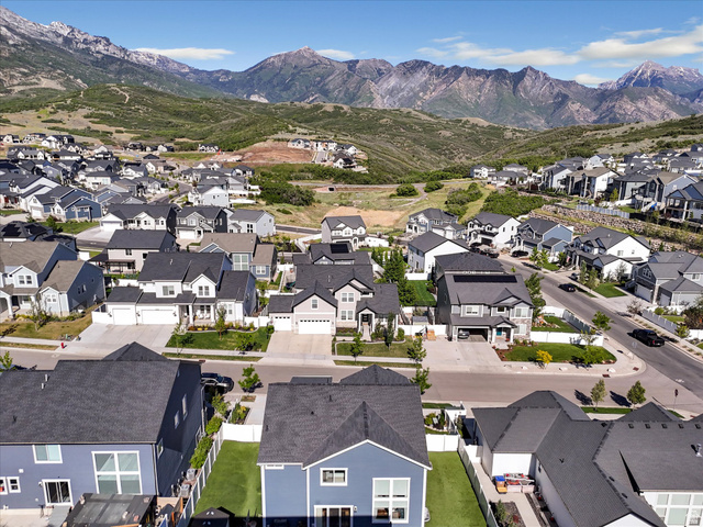 14778 South Springtime Road Draper, UT 84020 - Photo 4 of 35