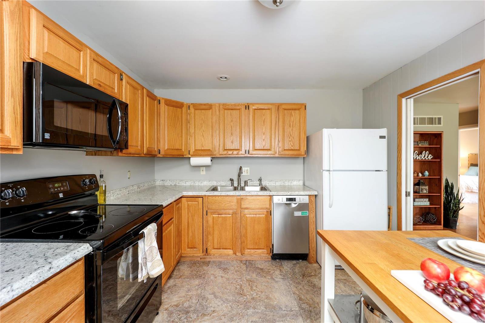 7340 Mexico Road St. Peters, MO 63376 - Photo 8 of 23