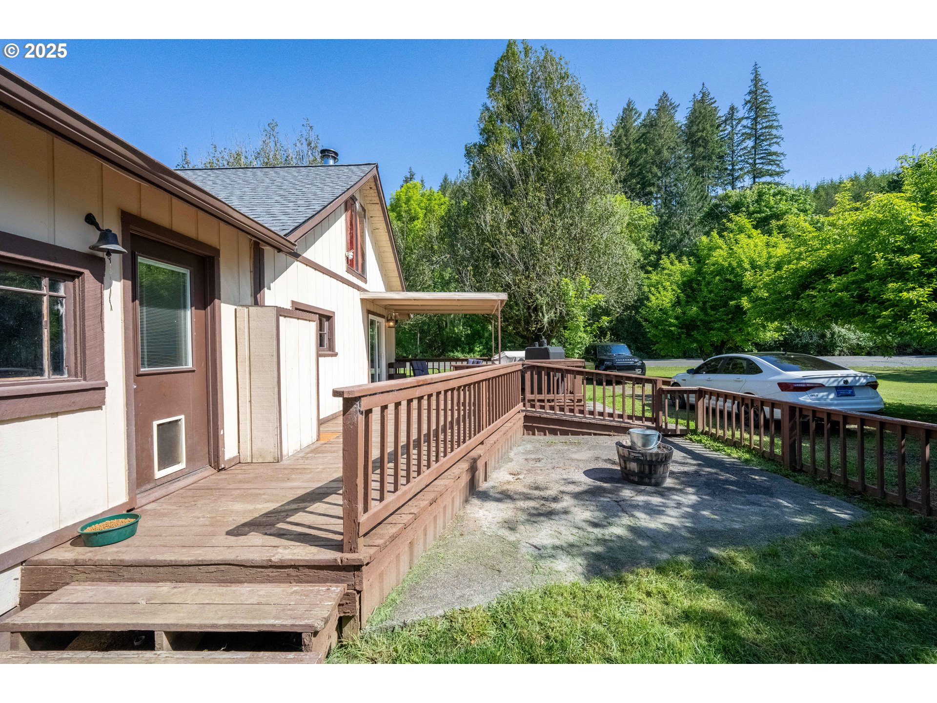 99996 Lone Pine Lane Myrtle Point, OR 97458 - Photo 7 of 47