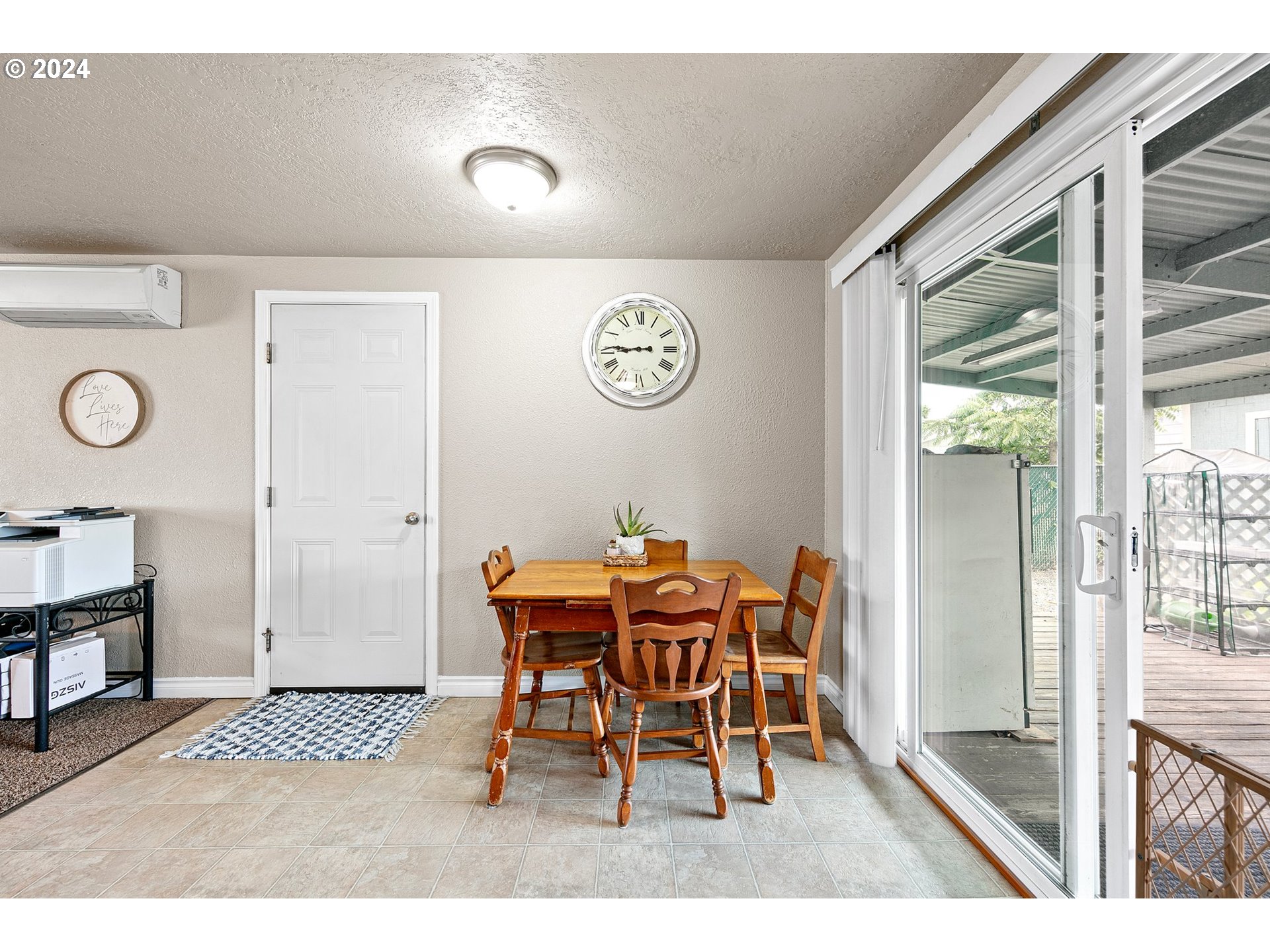 237 South 52nd Street Springfield, OR 97478 - Photo 9 of 29