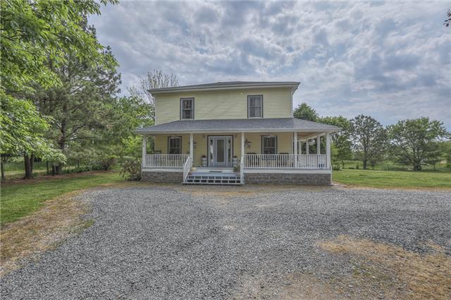 7334 Ruby Keith Road White House, TN 37188 - Photo 3 of 20 Welcome home