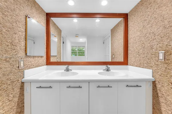 $3,000 | 777 Northeast 62nd Street, Unit C508, Miami, FL 33138