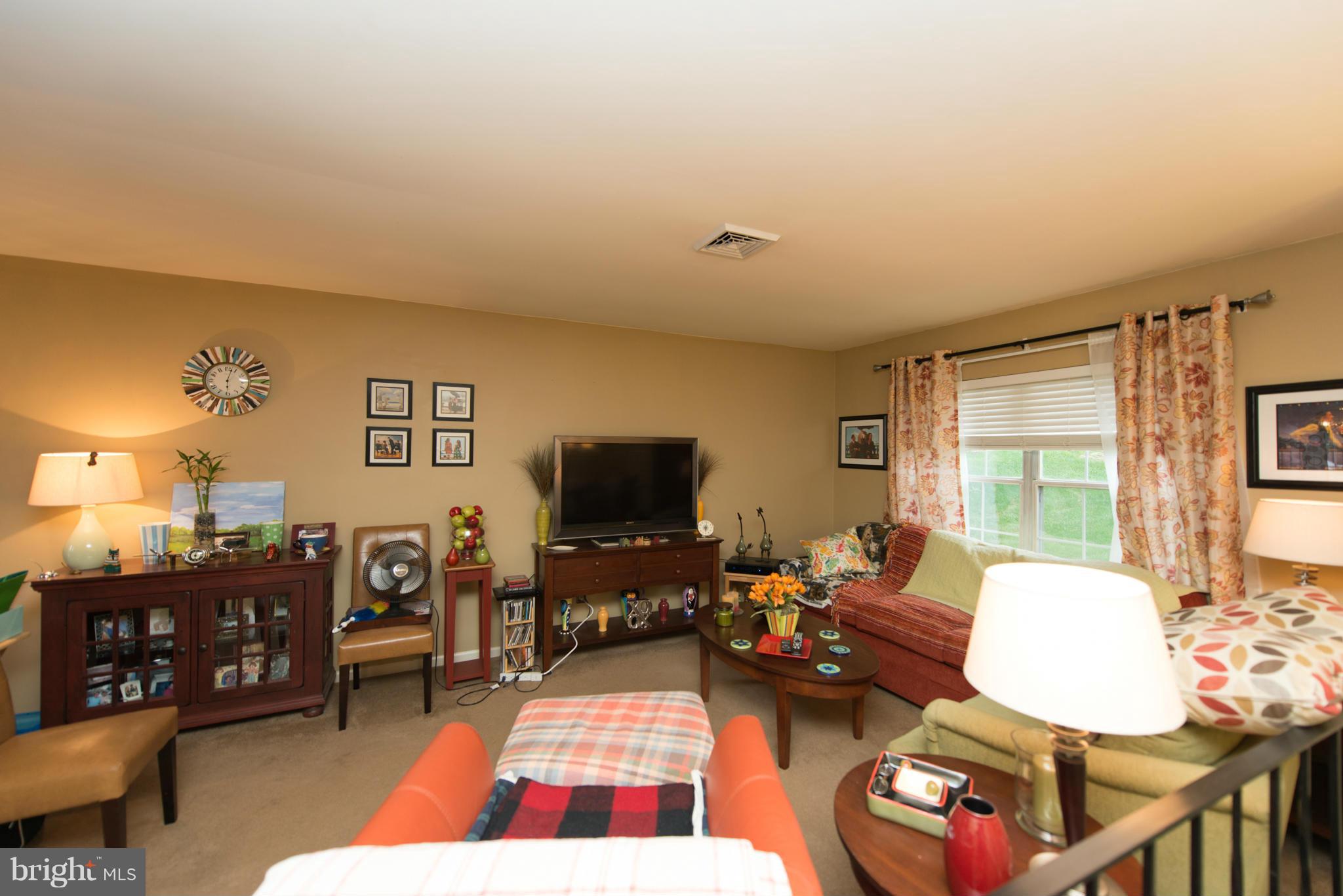 1507 Brehm Road Westminster, MD 21157 - Photo 5 of 30 Family Room