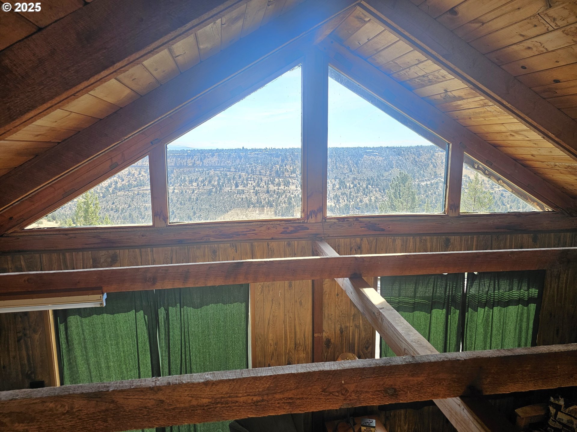 11195 Southwest Yucca Flats Lane Culver, OR 97734 - Photo 17 of 25 a view of balcony with two chairs